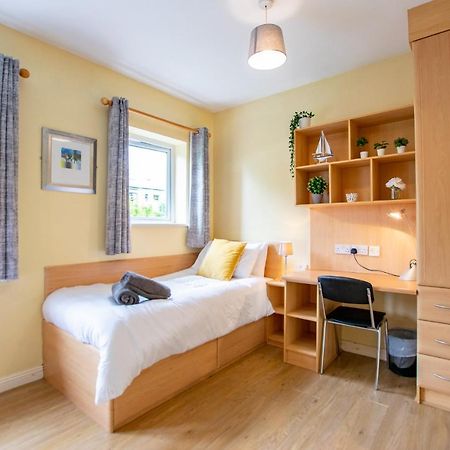 126 - Gort Na Coiribe 4 Bedroom Duplex, By Shortstays 戈尔韦 外观 照片