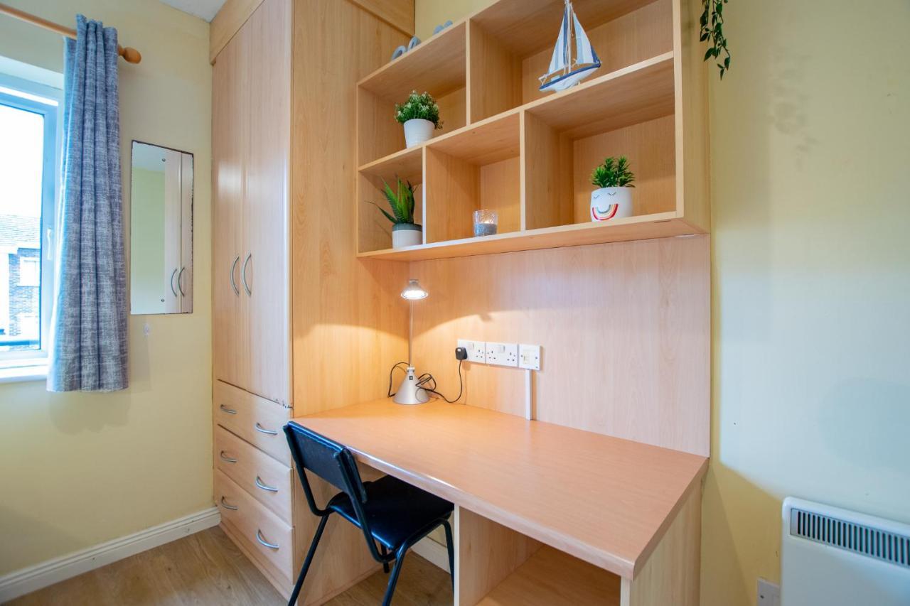 126 - Gort Na Coiribe 4 Bedroom Duplex, By Shortstays 戈尔韦 外观 照片